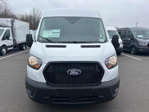 Oxford White 2026 Ford Transit-250 148 WB Medium Roof Cargo