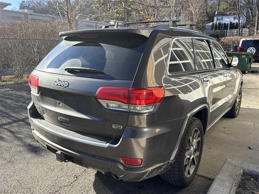 2020 Jeep Grand Cherokee Overland