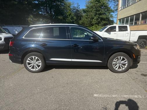 2017 Audi Q7 3.0T Premium Plus