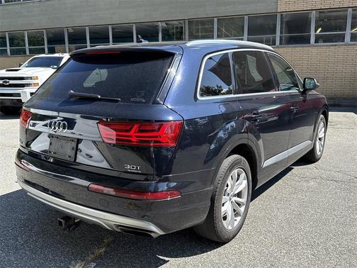 2017 Audi Q7 3.0T Premium Plus