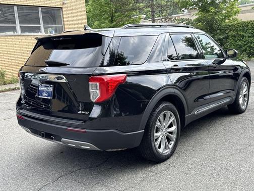 Black Metallic 2023 Ford Explorer XLT