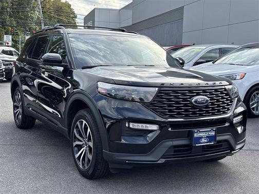 2023 Ford Explorer ST-Line