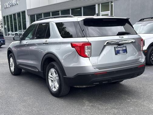 Silver Metallic 2023 Ford Explorer XLT