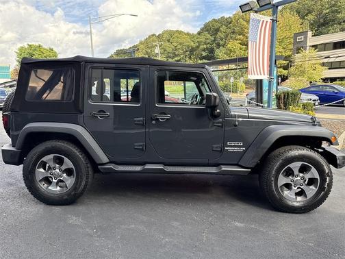 2017 Jeep Wrangler Unlimited Sport