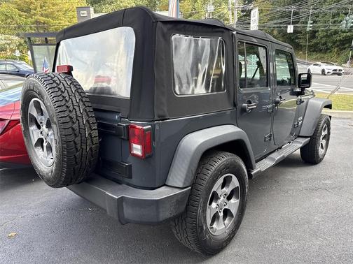 2017 Jeep Wrangler Unlimited Sport