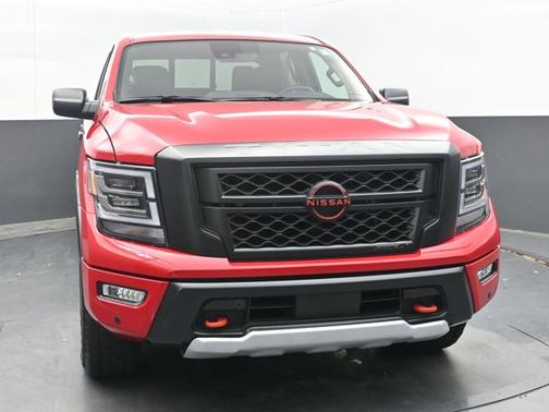 2024 Nissan Titan PRO-4X
