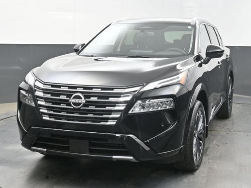 Black 2025 Nissan Rogue Platinum