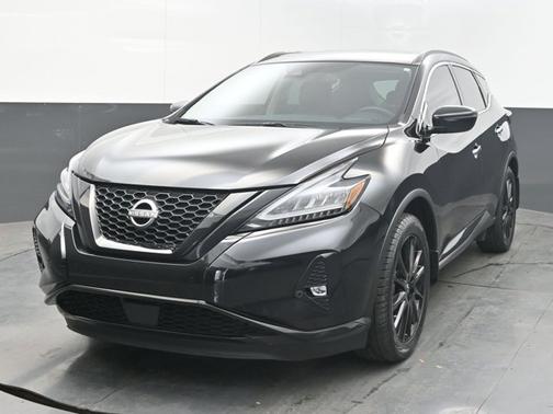 Black 2024 Nissan Murano SV