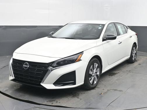 2025 Nissan Altima S