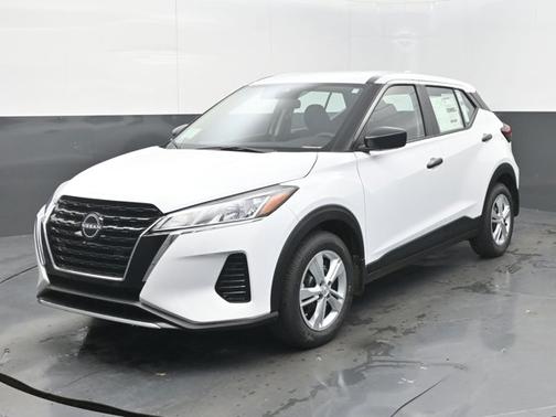 Fresh Powder 2025 Nissan Kicks Play S