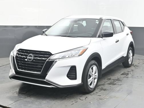 Fresh Powder 2025 Nissan Kicks Play S