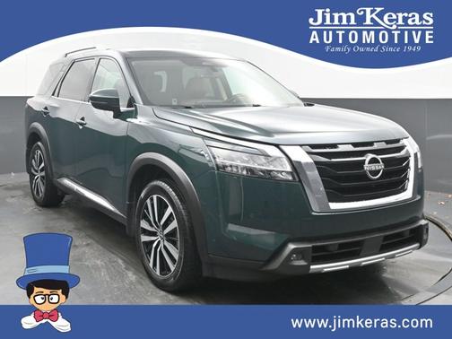2023 Nissan Pathfinder Platinum