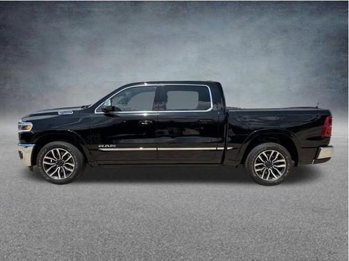 Diamond Black Crystal Pearlcoat 2025 RAM 1500 Limited
