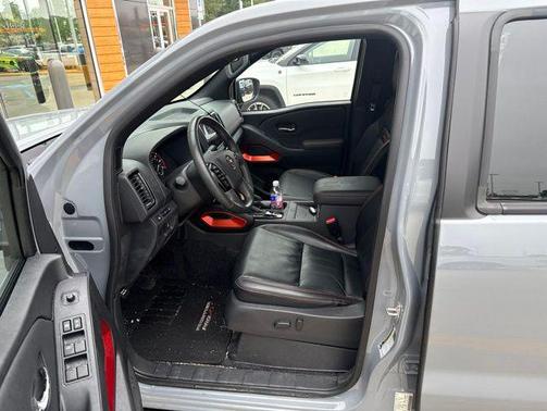 Boulder Gray Pearl 2023 Nissan Frontier PRO-X