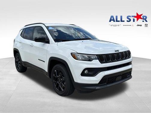 Bright White Clearcoat 2026 Jeep Compass Latitude