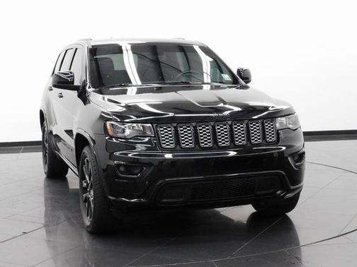 2019 Jeep Grand Cherokee Altitude
