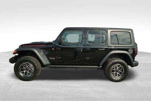 Black Clearcoat 2026 Jeep Wrangler Rubicon