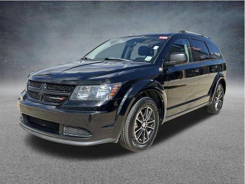 Pitch Black Clearcoat 2017 Dodge Journey SE