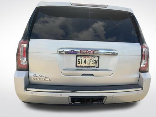Quicksilver Metallic 2018 GMC Yukon Denali