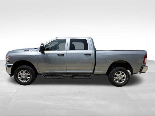 Billet Silver Metallic Clearcoat 2024 RAM 2500 Tradesman Crew Cab 4x4 6'4' Box