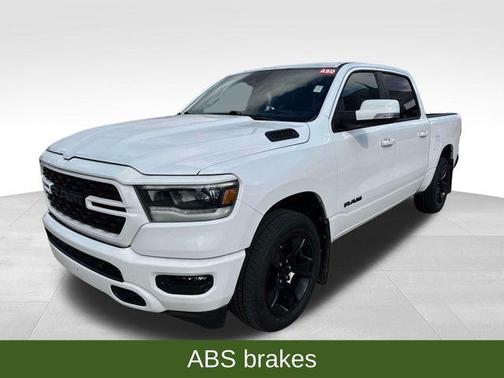 Bright White Clearcoat 2022 RAM 1500 Sport