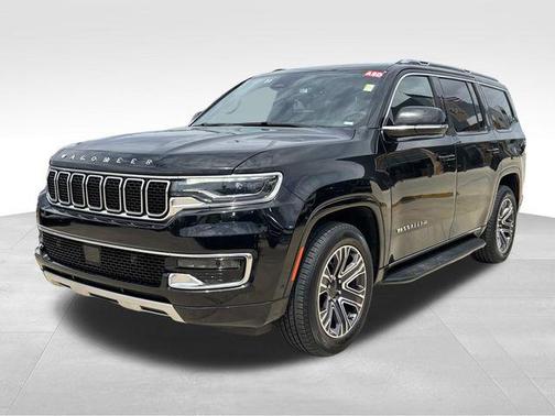 Diamond Black Crystal Pearlcoat 2024 Jeep Wagoneer Series II 4x2