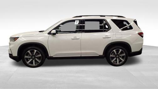 2023 Honda Pilot Touring 8-Passenger
