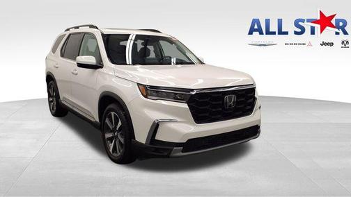 2023 Honda Pilot Touring 8-Passenger