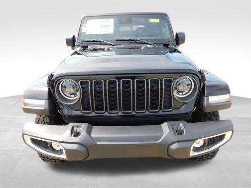 2025 Jeep Gladiator High Tide