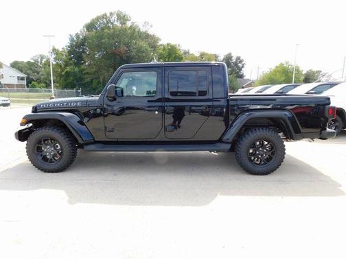 2025 Jeep Gladiator High Tide