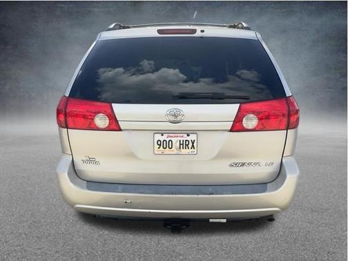 Desert Sand Mica 2006 Toyota Sienna LE