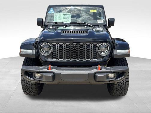 Black Clearcoat 2026 Jeep Gladiator Mojave X 4x4