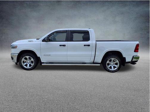 Bright White Clearcoat 2025 RAM 1500 Big Horn/Lone Star