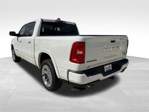 Bright White Clearcoat 2026 RAM 1500 Big Horn/Lone Star