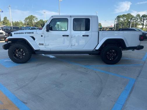 2025 Jeep Gladiator High Tide
