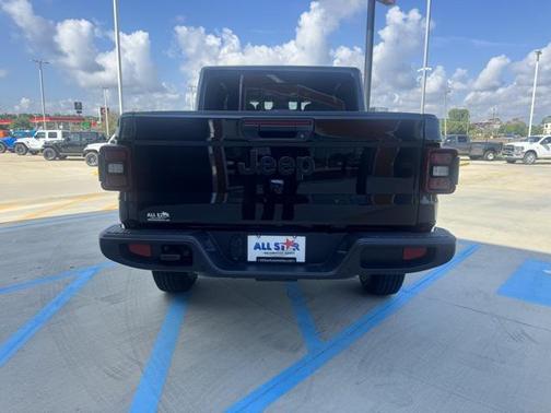2025 Jeep Gladiator Sport S