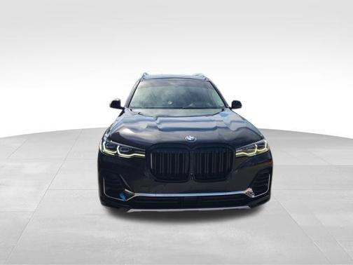 Black Sapphire Metallic 2019 BMW X7 xDrive50i