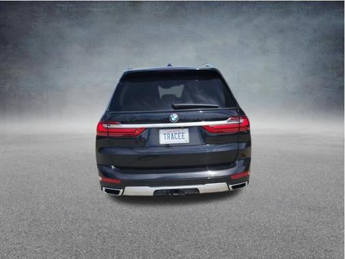 Black Sapphire Metallic 2019 BMW X7 xDrive50i