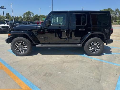 2025 Jeep Wrangler Sahara