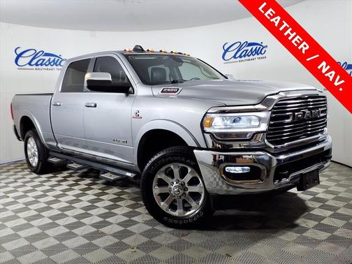 2022 RAM 2500 Laramie Crew Cab 4x4 6'4' Box