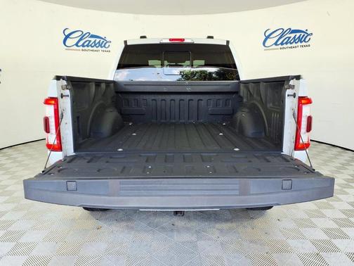 White 2023 Ford F-150 XL