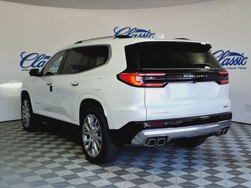 2025 GMC Acadia Denali