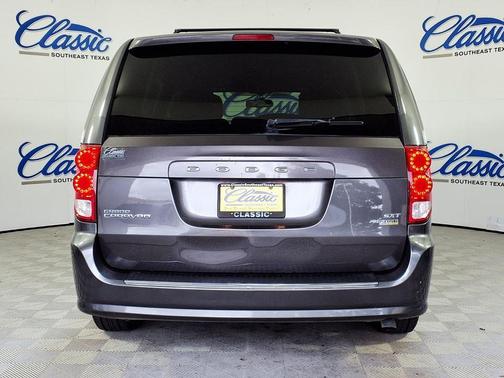 Gray 2017 Dodge Grand Caravan SXT