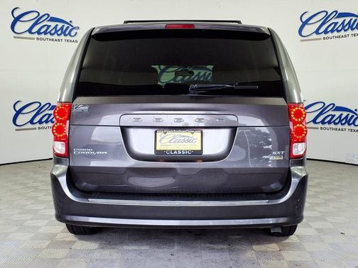 Gray 2017 Dodge Grand Caravan SXT