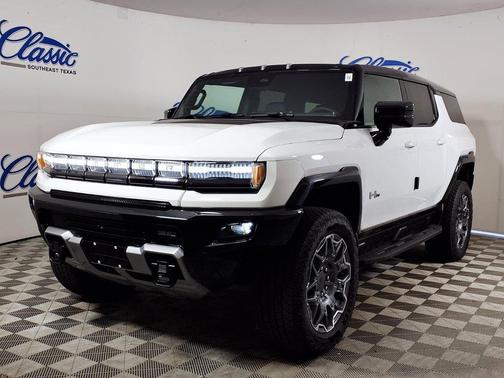 White 2026 GMC HUMMER EV SUV 3X