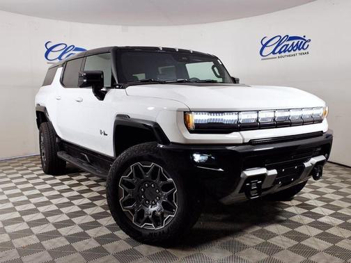 White 2026 GMC HUMMER EV SUV 3X