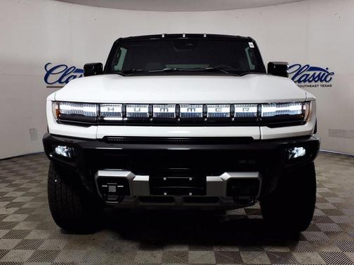White 2026 GMC HUMMER EV SUV 3X