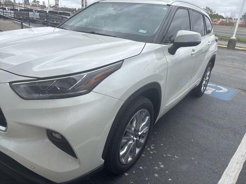 2021 Toyota Highlander Limited
