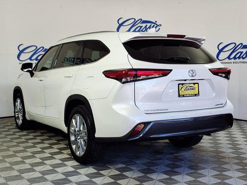 2021 Toyota Highlander Limited