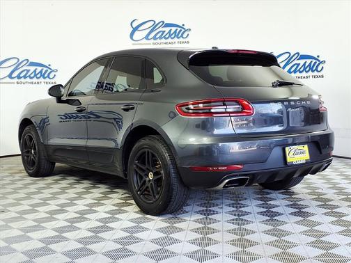 2017 Porsche Macan Base